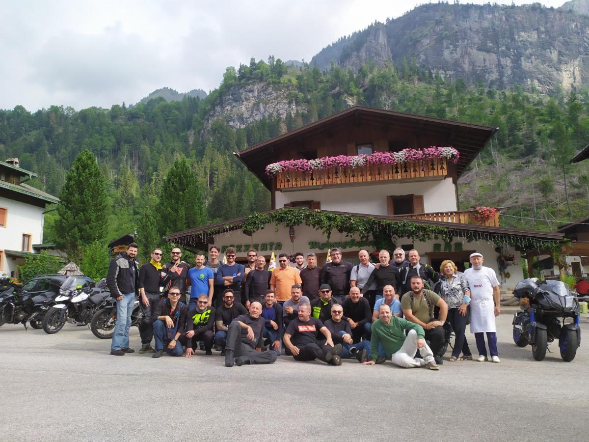 Affittacamere Pizzeria Marmolada Rocca Pietore Ngoại thất bức ảnh